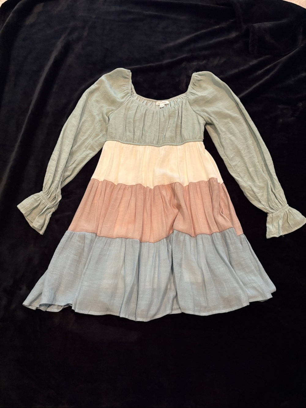 Pastel Tiered Long-Sleeve Dress
